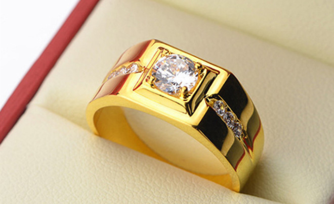 Dễ dàng mua nhẫn mạ vàng nam - nữ để phối trang phục hợp thời trang - TOPI