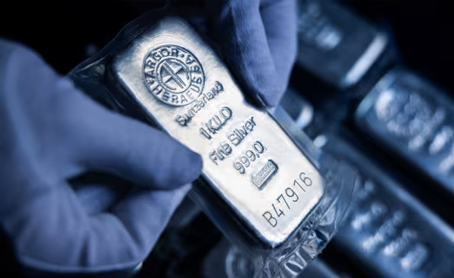 Dự báo giá vàng tiếp tục xu hướng tăng trong thời gian tới - TOPI