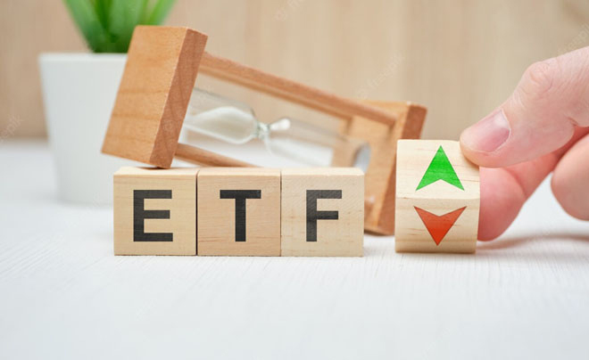 Quỹ ETF và quỹ mở