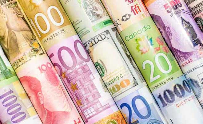 So sánh tỉ giá để chọn nơi đổi ngoại tệ có lợi nhất - TOPI