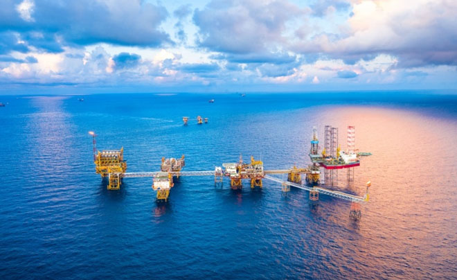 Bạch Hổ - Mỏ dầu khí lớn nhất Việt Nam - TOPI