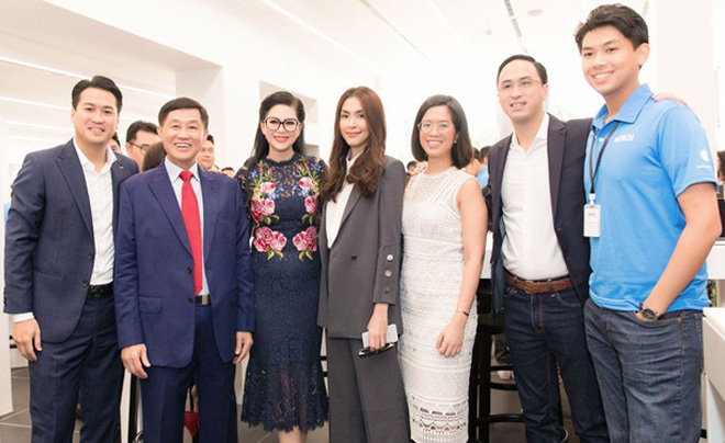 Các con của ông kế thừa bài bản truyền thống kinh doanh - TOPI