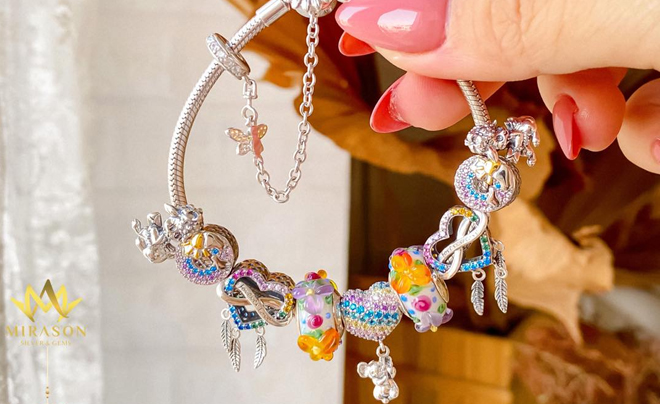 Maison Silver với trang sức bạc trẻ trung, dễ thương - TOPI
