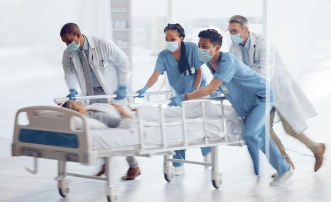 Người tham gia được hưởng 100%chi phí điều trị nội trú khi cấp cứu - TOPI