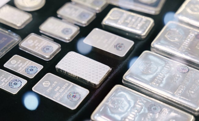 Nhà đầu tư cần theo dõi thị trường giá bạc để có quyết định hợp lý - TOPI