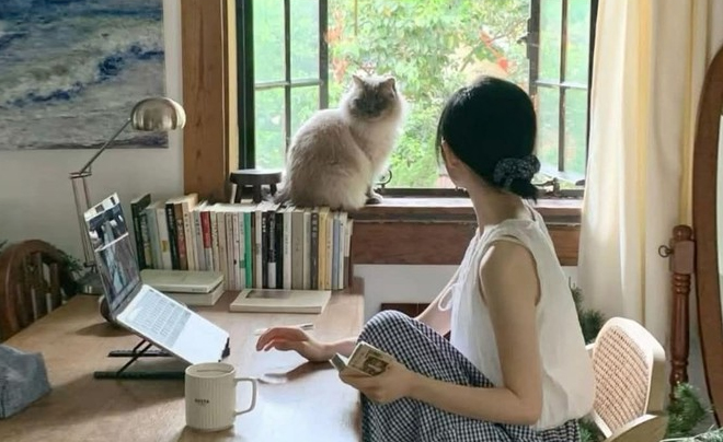 Nhiều bạn trẻ thường chỉ tiết kiệm những gì còn lại sau khi chi tiêu - TOPI